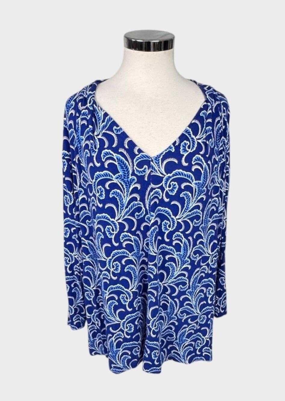 Liz Claiborne Womens 3X V Neck Shades of Blue Top Rayon Spandex